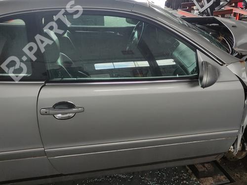 Used Right front door Right front door MERCEDES-BENZ CLK (C208) CLK 320 (208.365) (218 hp) 9521821 9521821