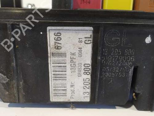 Fuse box OPEL VECTRA C GTS (Z02) 1.9 CDTI (F68) | BP6080440E1 
