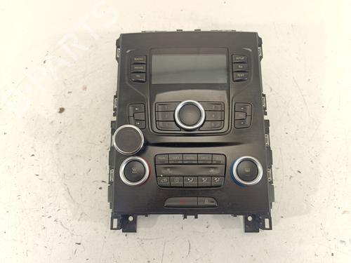 AC Styreenhet / Manøvreringsenhet RENAULT MEGANE IV Hatchback (B9A/M/N_) 1.5 dCi 90 (B9A1) (90 hp) 28718696