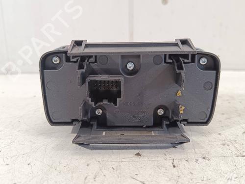 Headlight switch FORD FIESTA VI (CB1, CCN) 1.4 TDCi | BP12547142I24 
