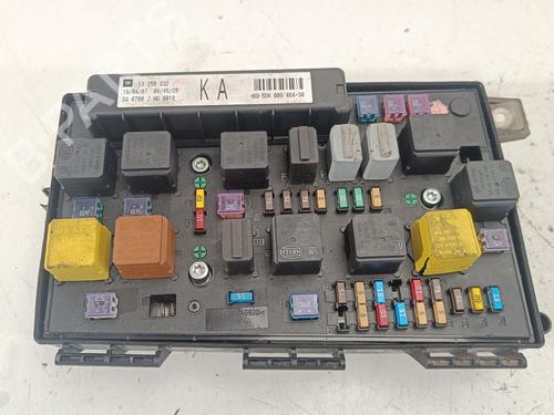 Used Fuse box OPEL ASTRA H (A04) [2004-2014]  22446318