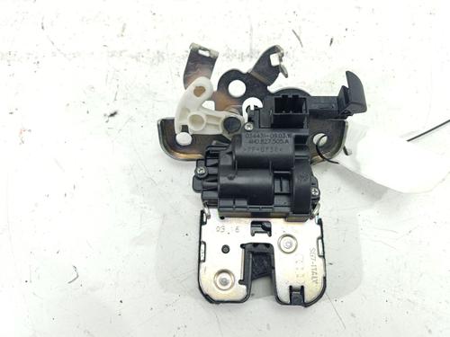 Used Tailgate lock AUDI A3 Limousine (8VS, 8VM) 2.0 TDI (150 hp) 30150925