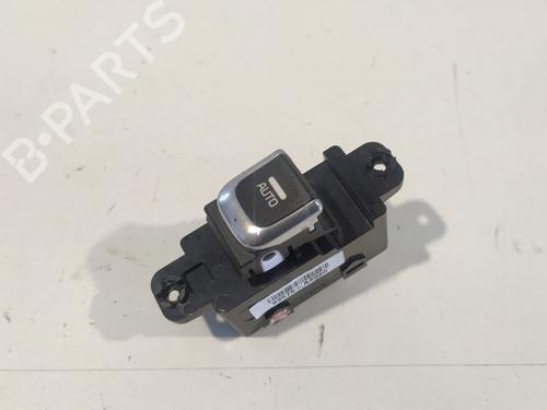 Right front window switch KIA CARENS IV 1.7 CRDi (116 hp) 93575A4020