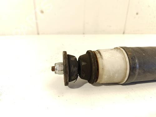 Left rear shock absorber RENAULT CLIO IV (BH_) 1.5 dCi 75 | BP24415782M18 