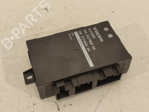 Module électronique VOLVO XC70 II (136) D5 AWD (185 hp) 9076009