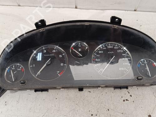 Used Instrument cluster PEUGEOT 406 Coupe (8C) 2.2 (158 hp) 12546944