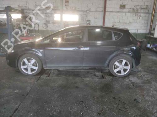 Left rear window motor SEAT LEON (1P1) 2.0 TDI 16V | BP23548907E23 