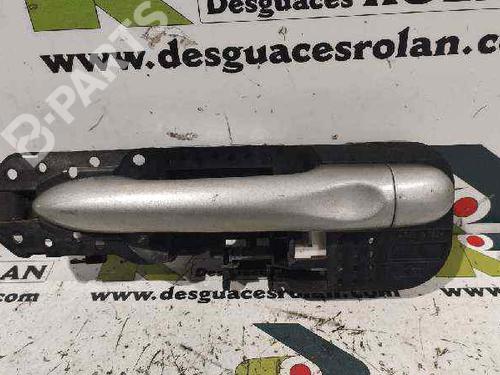 Used Rear left exterior door handle Rear left exterior door handle RENAULT MEGANE III Hatchback (BZ0/1_, B3_) 1.5 dCi (106 hp) 5394629 5394629