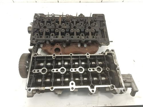 Used Cylinder head SAAB 9-3 (YS3F, E79, D79, D75) 1.9 TiD (150 hp) 29528015