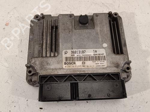 Used Engine control unit (ECU) OPEL ANTARA A (L07) [2006-2017]  17726406