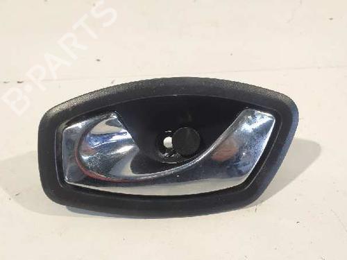 Used Rear left interior door handle RENAULT CLIO IV (BH_) [2012-2021]  6811756