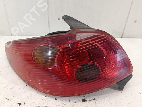 Used Left taillight PEUGEOT 206 Hatchback (2A/C) [1998-2012]  22636905