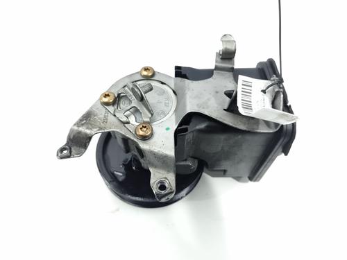 Used Steering pump Steering pump BMW 3 (E46) 320 d (150 hp) 33757768 33757768