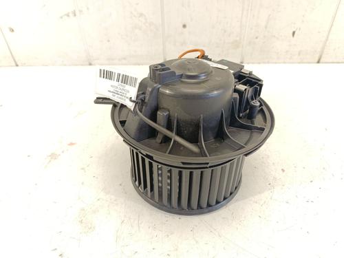 Used Heater blower motor VW GOLF VI (5K1) 1.4 TSI (160 hp) 25915807