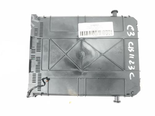 Used Fuse box Fuse box 37030674 37030674
