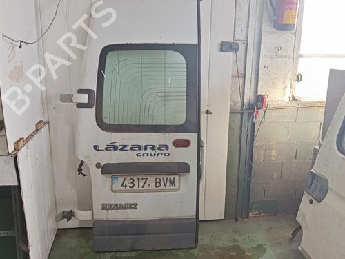 Used Left rear door RENAULT MASTER II Bus (JD) 2.5 dCi 100 (JDCV, JD1W) (99 hp) 10733248
