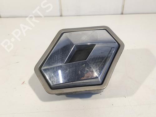Used Tailgate handle RENAULT VEL SATIS (BJ0_) 2.2 dCi (BJ0E, BJ0F) (150 hp) 7542098