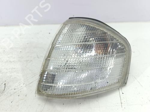 Used Left front indicator MERCEDES-BENZ C-CLASS (W202) C 250 Turbo-D (202.128) (150 hp) 31753704