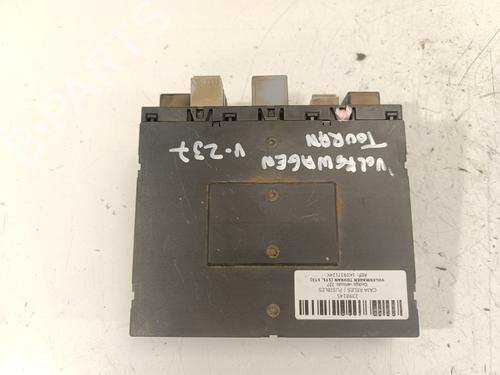 Fuse box VW TOURAN (1T1, 1T2) 1.9 TDI | BP29508859E1 