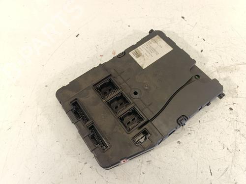Fuse box RENAULT MEGANE II (BM0/1_, CM0/1_) 1.5 dCi (BM1E, CM1E) | BP28718687E1