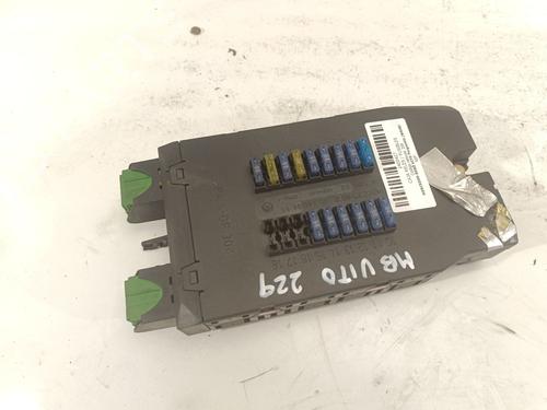 Used Fuse box MERCEDES-BENZ VITO Van (W638) 112 CDI 2.2 (638.094) (122 hp) 29869891