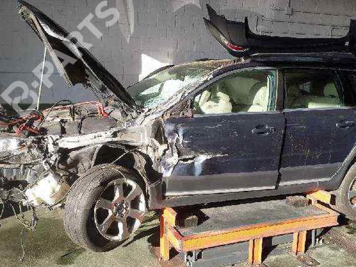 Used Parts VOLVO XC70 II (136)  D5 AWD  775221