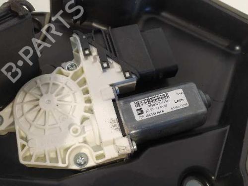 Rear right window mechanism SEAT LEON (1P1) 1.9 TDI | BP6080897C25 
