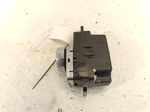 Switch MERCEDES-BENZ CLA Coupe (C117) CLA 180 (117.342) | BP26461195I30 