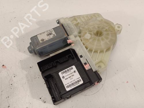 Moteur de lève-vitre avant gauche VW GOLF VI (5K1) 1.6 TDI (105 hp) 22645471