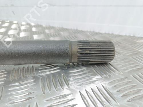 Right rear driveshaft MERCEDES-BENZ SPRINTER 3-t Bus (B903) 316 CDI (903.671, 903.672, 903.673) | BP30938632M41