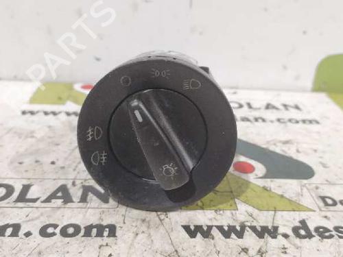 Commande de phare SKODA SUPERB I (3U4) 1.9 TDI (105 hp) 5075844