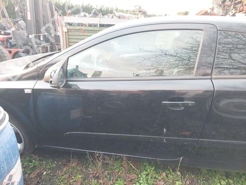 Used Left front door Left front door OPEL ASTRA H GTC (A04) 1.7 CDTi (L08) (101 hp) 36665002 36665002