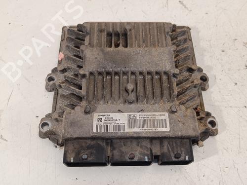 Used Engine control unit (ECU) PEUGEOT EXPERT Van (VF3A_, VF3U_, VF3X_) [2007-2025]  21273779