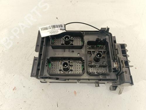 Used Fuse box OPEL ASTRA K (B16) 1.6 CDTi (68) (136 hp) 27678402
