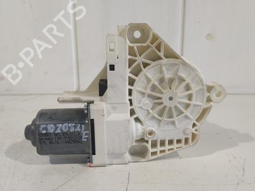 Used Right rear window motor AUDI Q3 (8UB, 8UG) 2.0 TDI (177 hp) 8056494