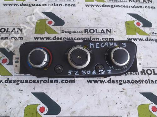 Commande Chauffage RENAULT MEGANE III Hatchback (BZ0/1_, B3_) 1.5 dCi (86 hp) 4570012