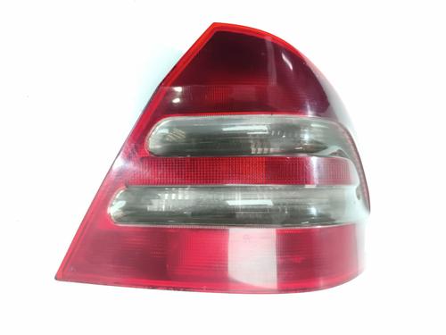 Used Right taillight Right taillight 37033376 37033376