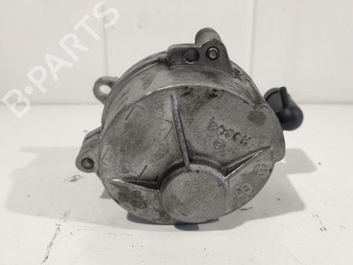 Used Vacuum pump RENAULT SCÉNIC III (JZ0/1_) 1.9 dCi (JZ0J, JZ1J, JZ1K, JZ1S) (131 hp) 7435217