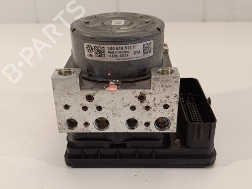 Used ABS pump AUDI A3 Sportback (8VA, 8VF) 1.6 TDI (105 hp) 13816143