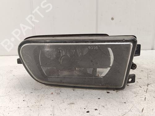 Farol Nevoeiro frente direito BMW 5 (E39) 535 i (235 hp) 13075700