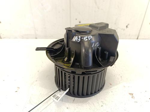Used Heater blower motor AUDI A3 (8P1) 2.0 TDI 16V (140 hp) 27286315