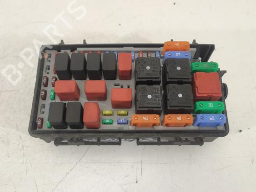 Used Fuse box FIAT GRANDE PUNTO (199_) 1.3 D Multijet (199.AXD11, 199.AXD1A, 199.AXD1B,... (90 hp) 8271275