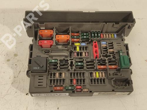 Used Fuse box Fuse box BMW 3 (E90) 320 d (177 hp) 9723265 9723265