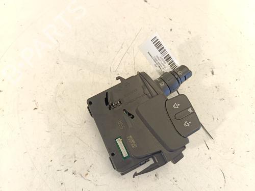 Used Steering column stalk RENAULT CLIO III (BR0/1, CR0/1) 1.5 dCi (75 hp) 27576071