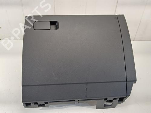 Used Glove box VW TOURAN (5T1) 2.0 TDI (190 hp) 17513769