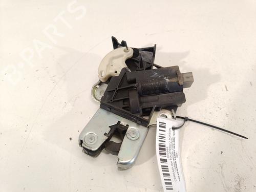 Used Tailgate lock VW PASSAT B6 (3C2) 2.0 TDI 16V (140 hp) 25000621