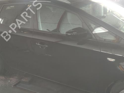 right-front-door-kia-carens-iv-17-crdi-2013-16936296 main image