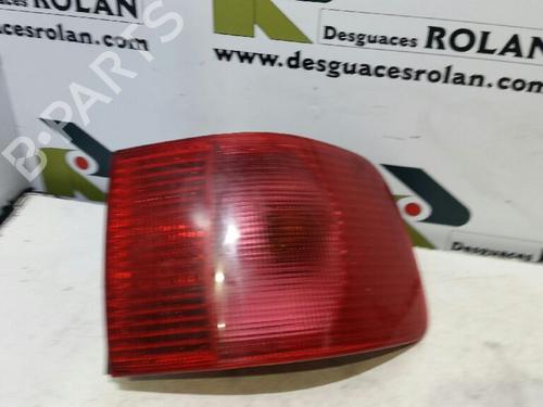 Right taillight AUDI 100 C4 Saloon (4A2) [1990-1994]  4060480