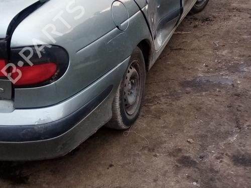 Brugte RENAULT MEGANE I Classic (LA0/1_) 1.9 D (LA0A, LA0U, LA0R) (64 hp) 4427054