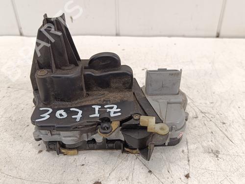 Vergrendeling links voor PEUGEOT 307 (3A/C) 2.0 16V (136 hp) 10772619